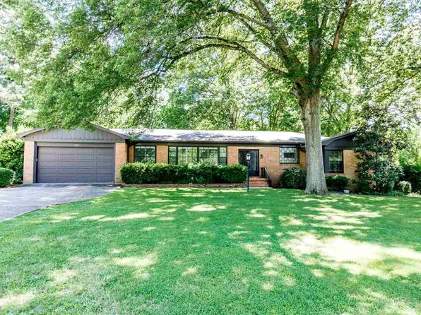 803 E Nettleton Ave, Jonesboro, AR 72401