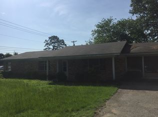 706 Helane Ln, Longview, TX 75604