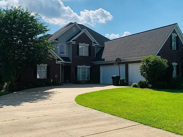 396 Elm Dr, Columbus, MS 39701