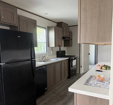 3rd image of 1501 Old State Rd #19