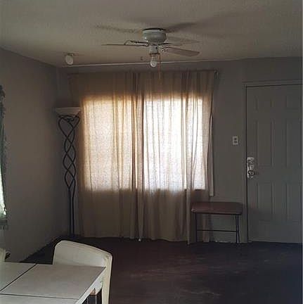 5th image of 713 W Monroe Ave #3