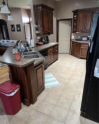 4th image of 4216 Kensington Dr
