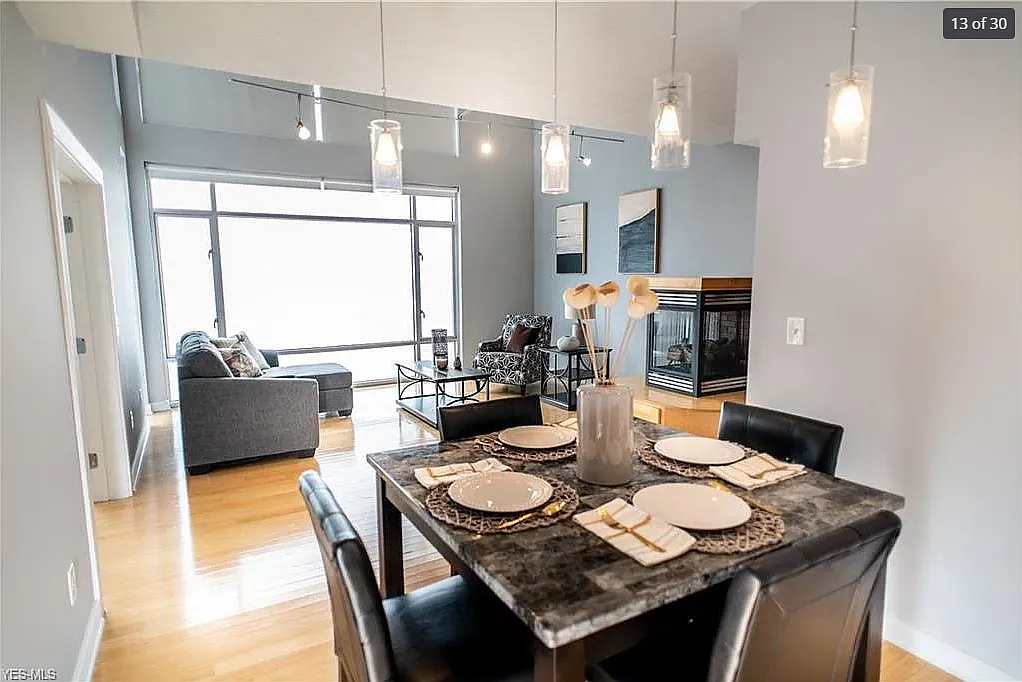 2222 Detroit Ave — Photo 3