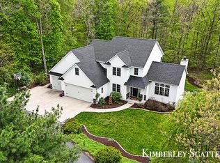 4984 Porter Hollow Dr NE, Rockford, MI 49341