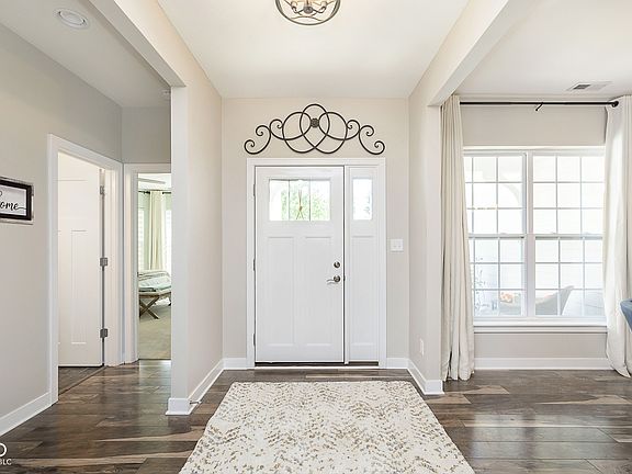 4th image of 6292 Silver Leaf Dr