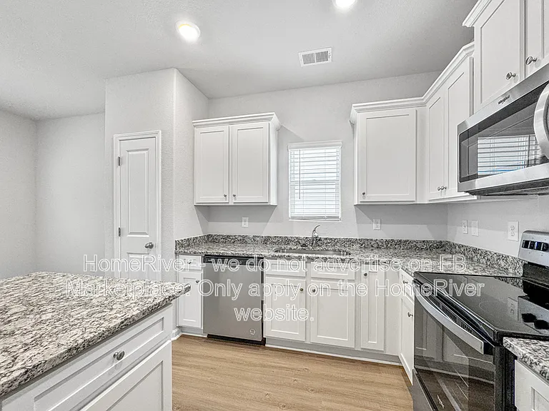 3110 Maple Ridge Dr — Photo 7