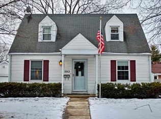 502 S Edison Ave, Elgin, IL 60123