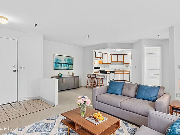 4th image of 172 Kimball Ave #3841