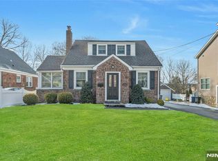 48 Harrison Ave, Waldwick, NJ 07463