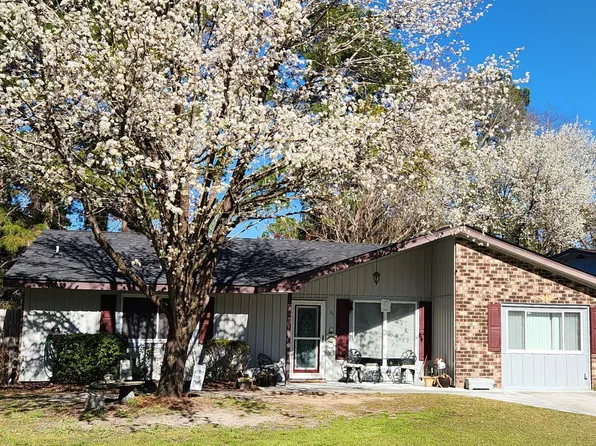 105 Ford Ct, Summerville, SC 29483