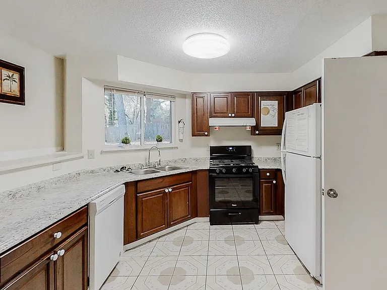 Kelleys Mill Cir — Photo 3