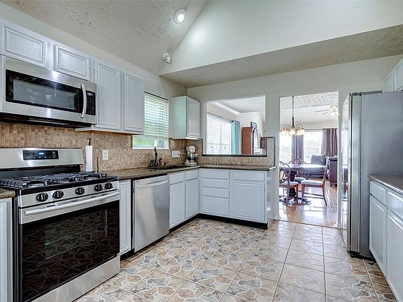 3rd image of 4607 Orkney Dr