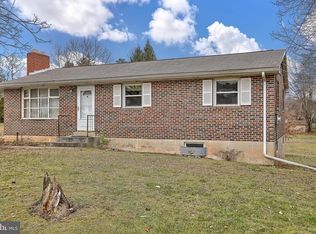 5665 Wertzville Rd, Enola, PA 17025
