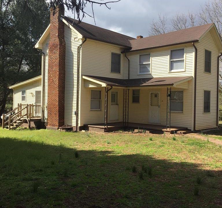 1st image of 33 Evergreen Dr