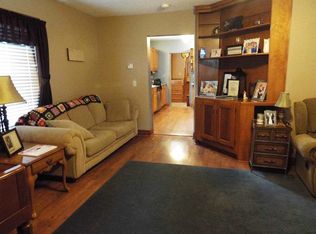531 E Lincoln St, Greentown, IN