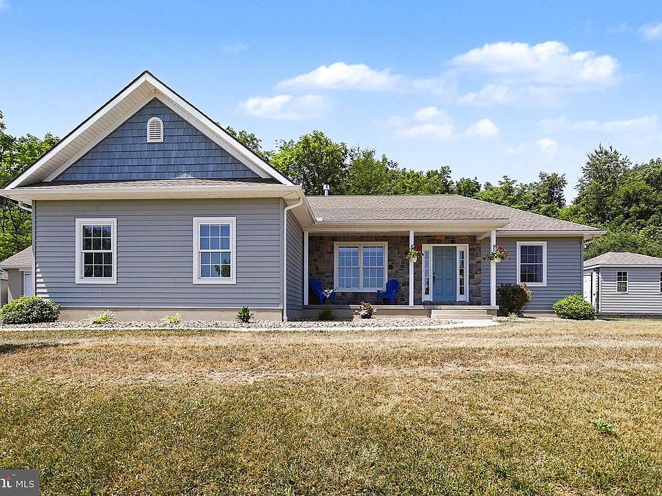 1st image of 485 Pleasant View Rd