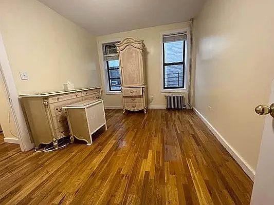5th image of 1134 43rd St #2C