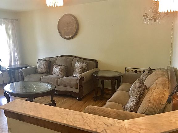 3rd image of 38516 Cottonwood Dr