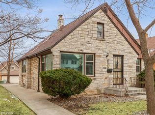 3137 S 28th St, Milwaukee, WI 53215