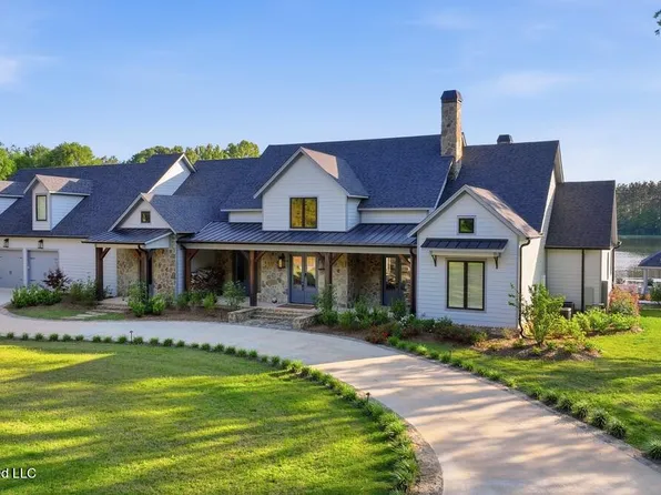 425 Rose Hill Rd, Bentonia, MS 39040