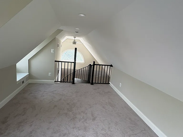 104 Archwood Ave — Photo 11