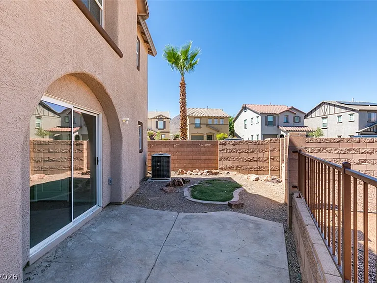 1155 Paradise Garden Dr — Photo 34