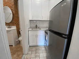 Rented by Bien Realty Ltd