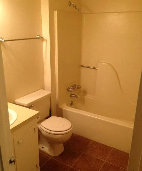 181 Stonegate Dr — Photo 4
