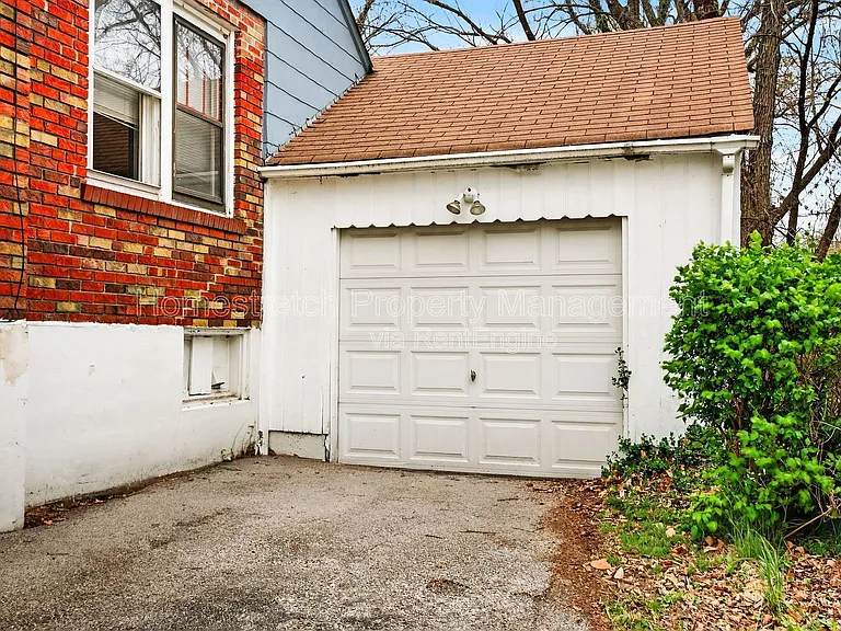 8817 Shady Grove Ave — Photo 9