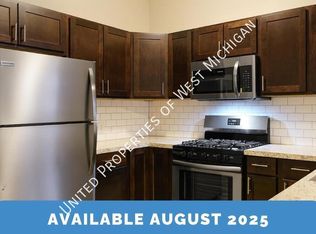 22 Caledonia St NE #1, Grand Rapids, MI 49505