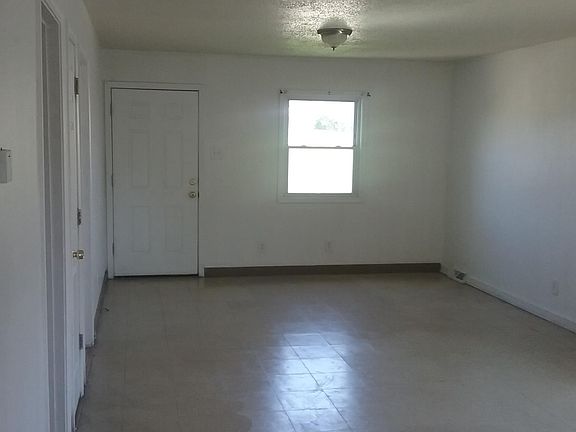 5th image of 5935 Helen Ave
