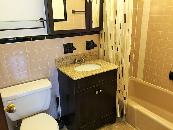 5th image of 33 W 82nd St APT 3A