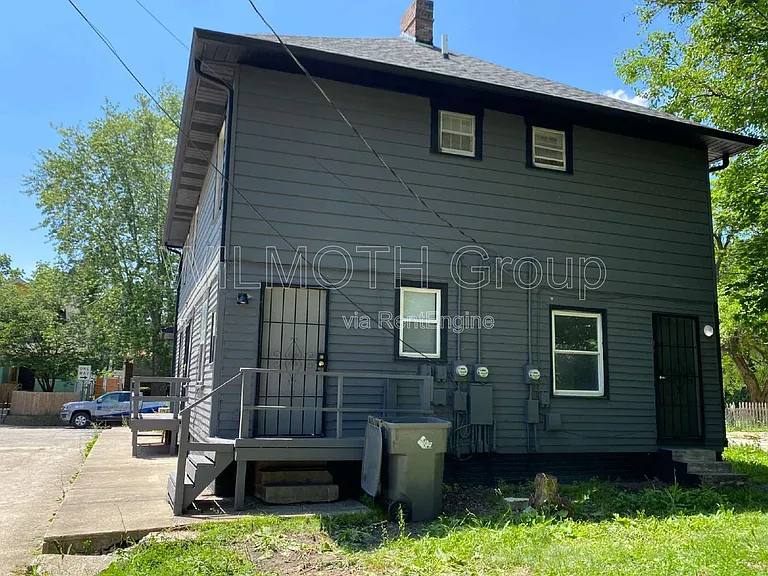 253 N Gray St — Photo 17