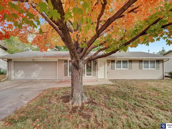 1716 W Arlington St, Lincoln, NE 68522