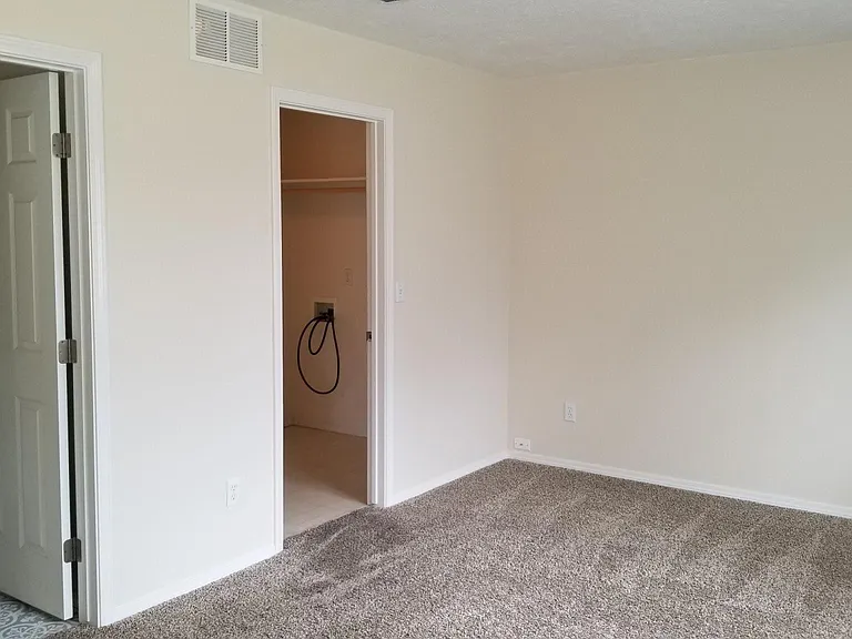 16825 Portsmouth Ln — Photo 12