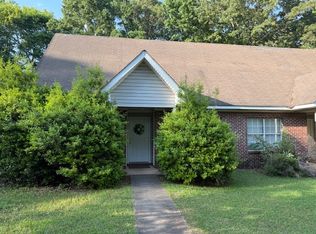 518 Greentree Ter, Auburn, AL 36832
