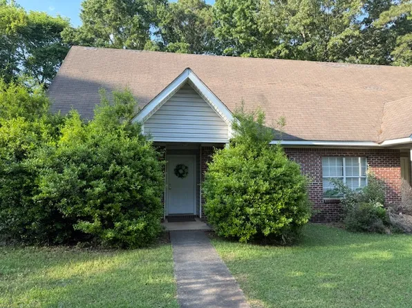 518 Greentree Ter, Auburn, AL 36832