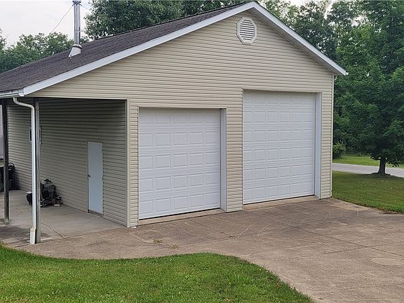 3rd image of 1237 Ginko Dr