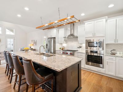 1242 Farrow Dr, Charlottesville, VA, 22901