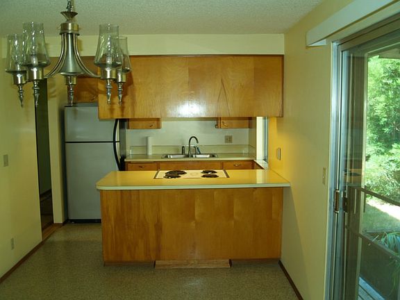 3rd image of 2134 Jefferson Ave SE
