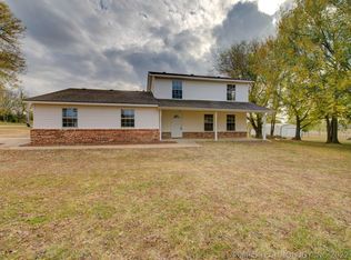 16806 S Sageeyah Rd, Claremore, OK 74017