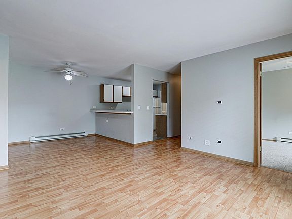 5th image of 340 Leah Ln APT 1A