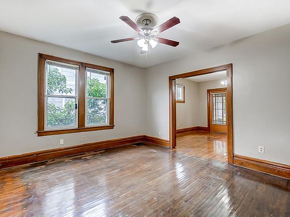 5th image of 277 N Warren Ave
