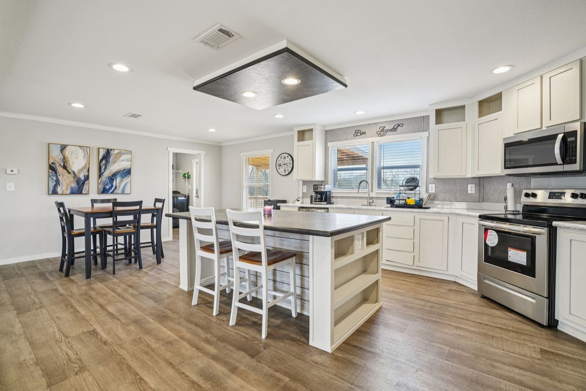 Jakes Colony Rd-S2301-012.jpg