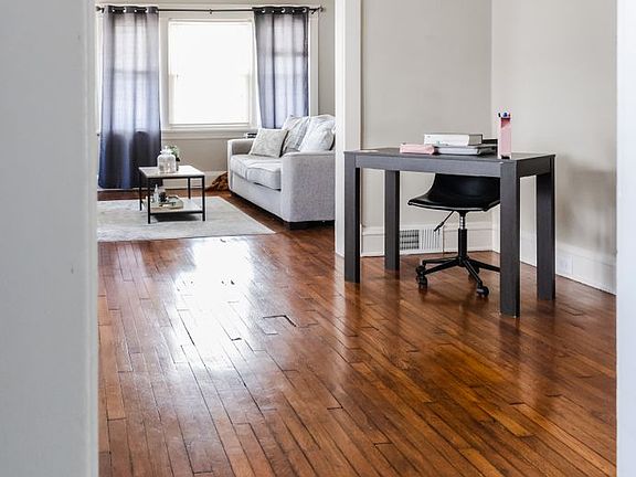 3rd image of 3251 E Overlook Rd APT 1