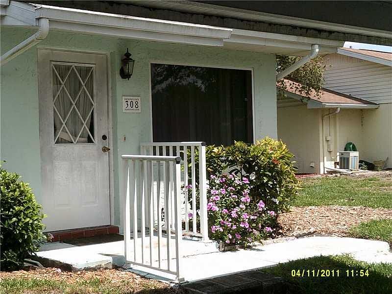 1st image of 308 Gloucester Blvd