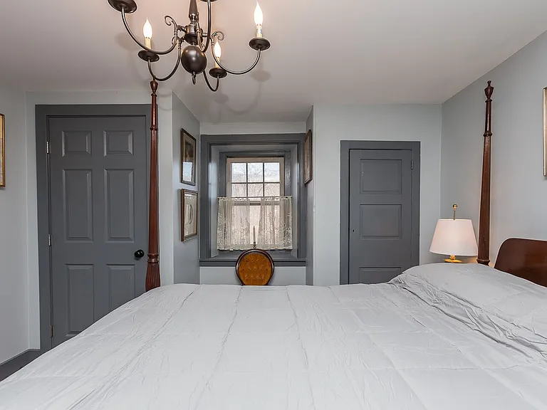 570 Mill Rd #1 — Photo 6