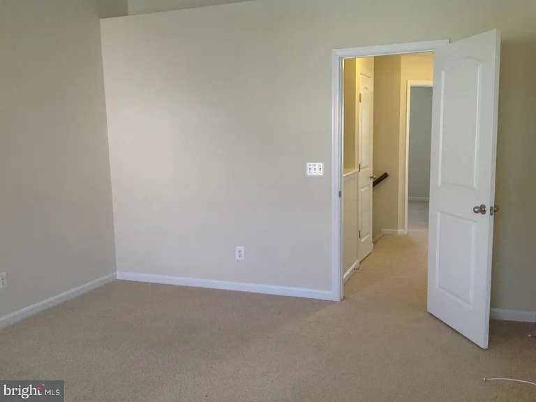 22698 Parkland Farms Ter — Photo 4
