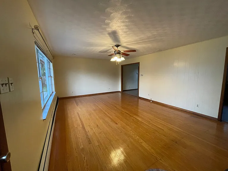 1155 Dogwood Rdg — Photo 3