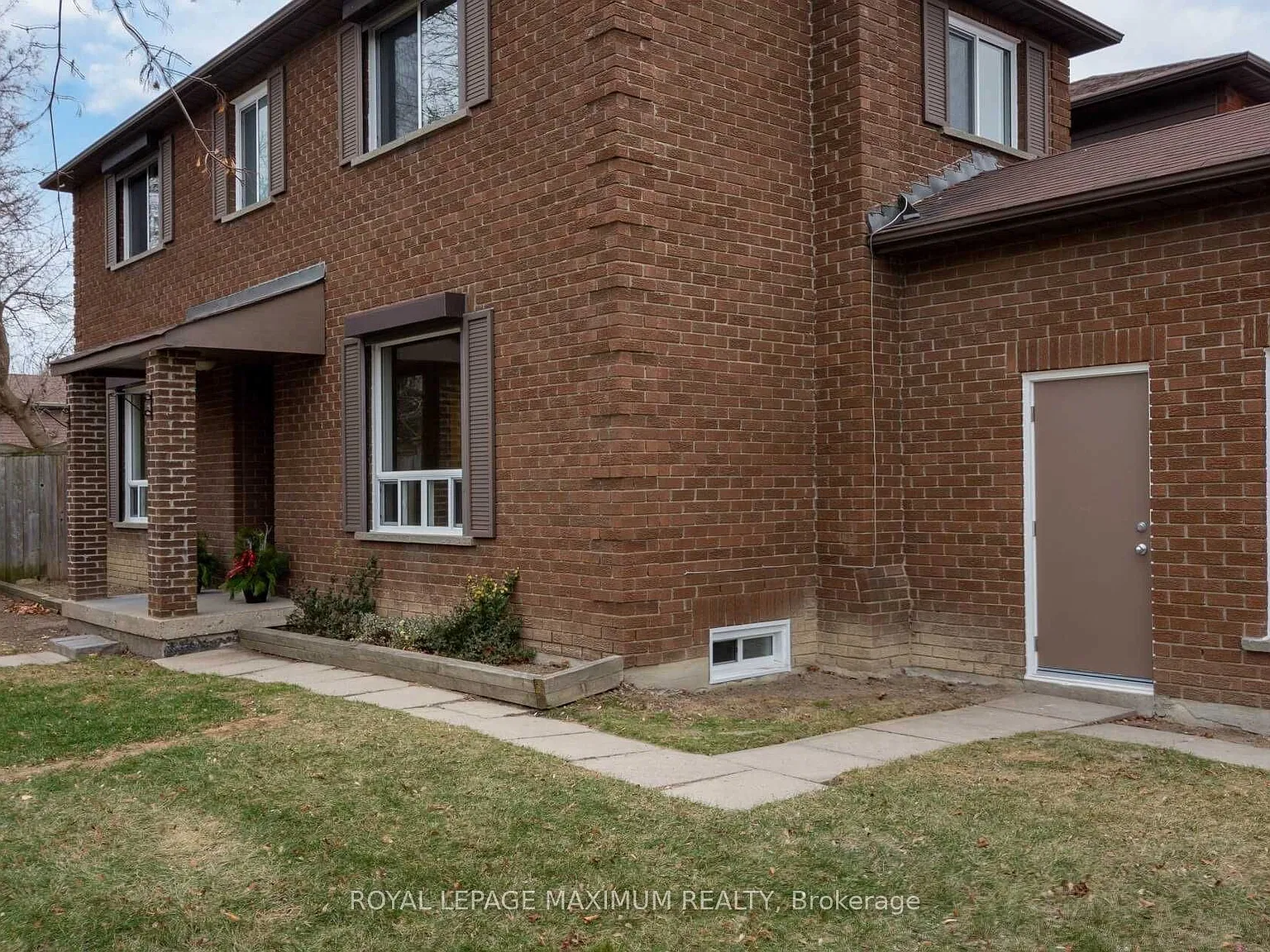 3 bed, $3,300 — Photo 4